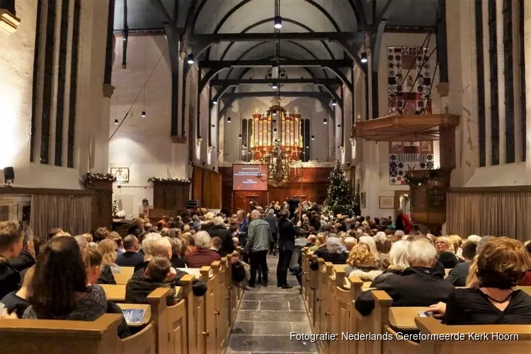 Volkskerstzang in de Oosterkerk