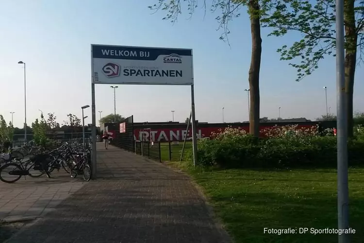 Spartanen met nipt verschil langs Kleine Sluis