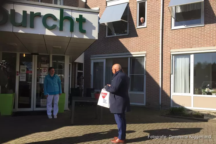 Tablets voor bewoners van verzorgingshuizen in de gemeente Koggenland