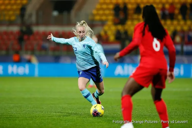 Inessa Kaagman kiest voor Brighton & Hove Albion