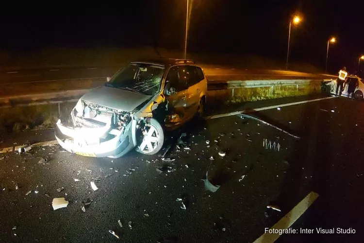 Zwaar ongeval op A7 bij Berkhout: drie gewonden, weg afgesloten