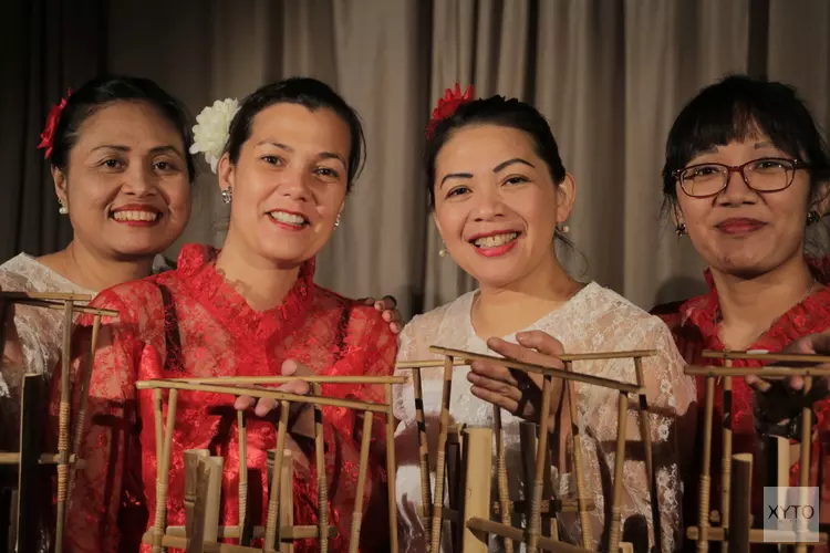 Angklung concert en traditionele Indische dansen