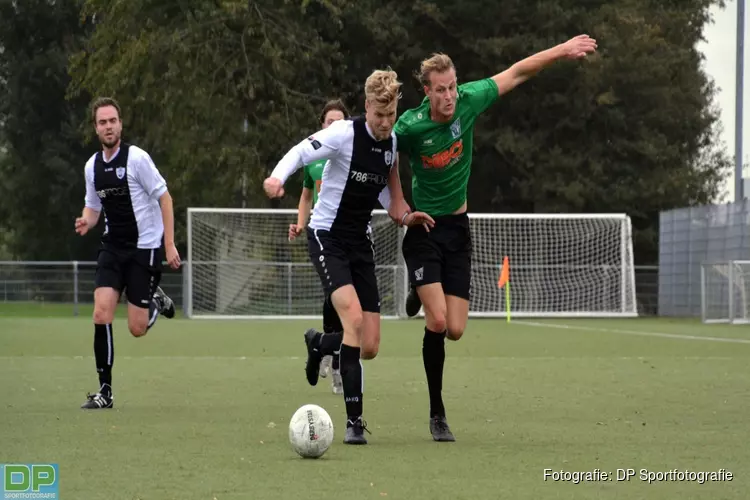 Is Zaterdag 4A de leukste voetbalcompetitie in onze regio?