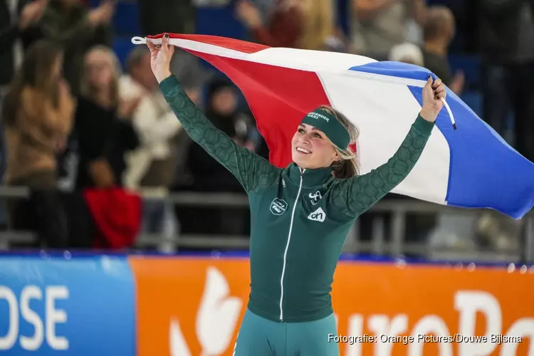 Irene Schouten prolongeert met overmacht nationale titel op 3km