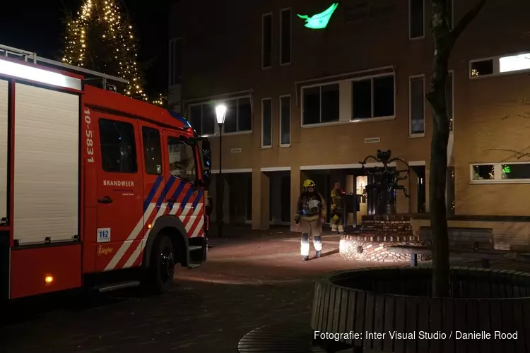 Brandweer naar gemeentehuis Stede Broec, vermoedelijke kortsluiting