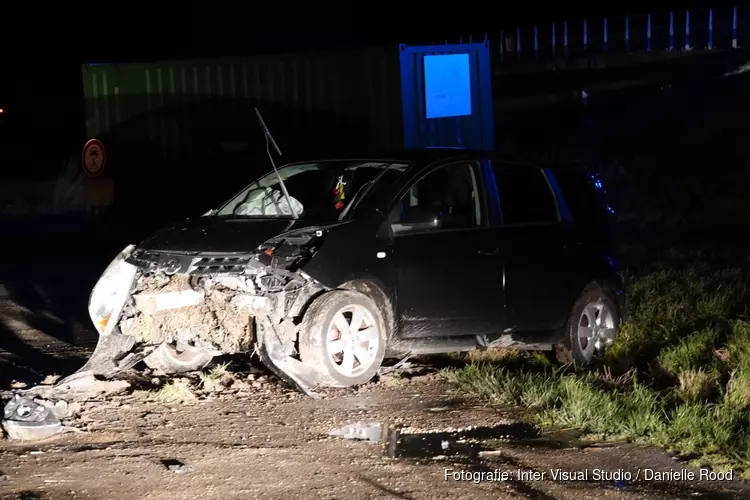 Twee gewonden bij eenzijdig ongeval in Medemblik