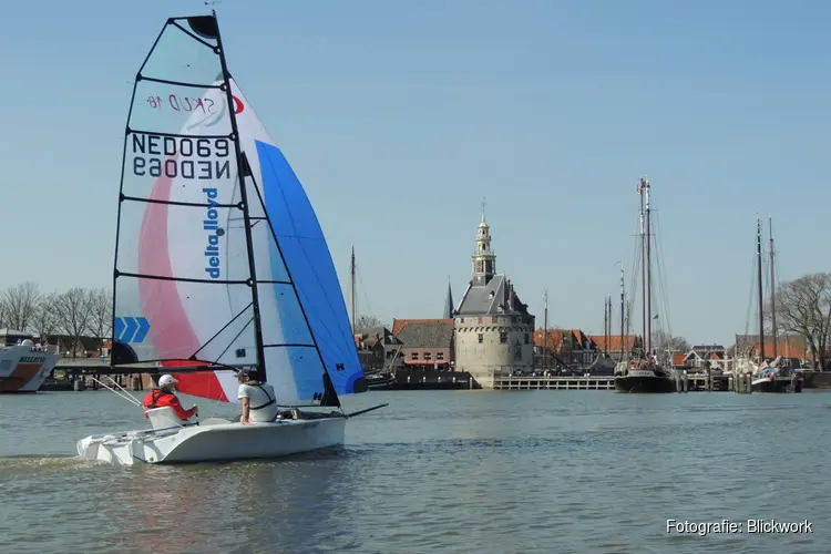 Sportief aangepast zeilen in de SKUD bij WSV Hoorn