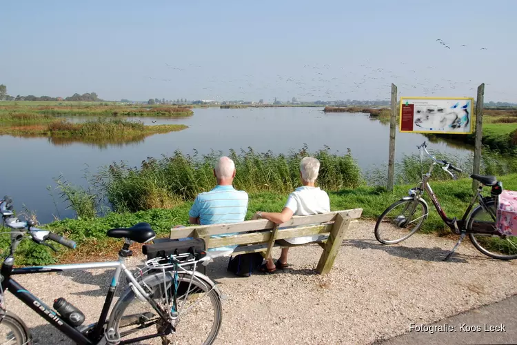 Fiets met een gids door de prachtige natuur van West-Friesland