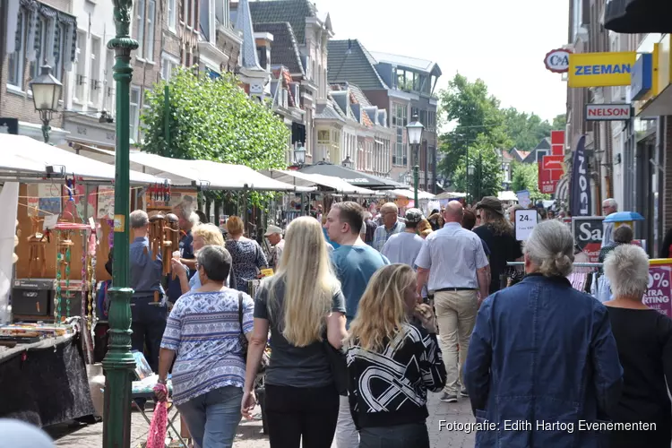 Superkoopzondagmarkt op 31 juli in Hoorn