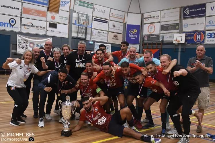 Eerste prijs binnen voor Hovocubo. Hoornse ploeg pakt Supercup na nipte winst op FC Eindhoven