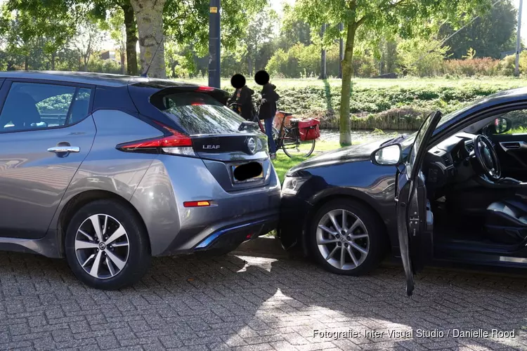 Automobilist mogelijk onwel in Bovenkarspel