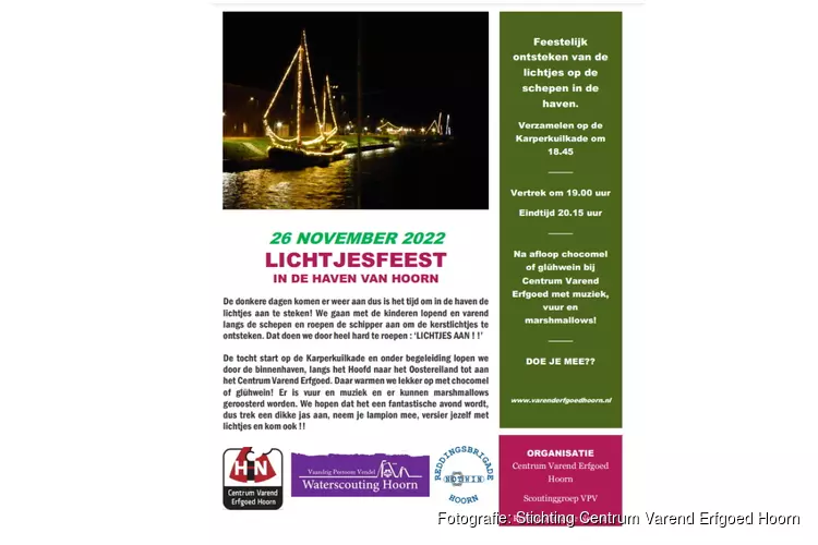 Lichtjesavond in de haven van Hoorn