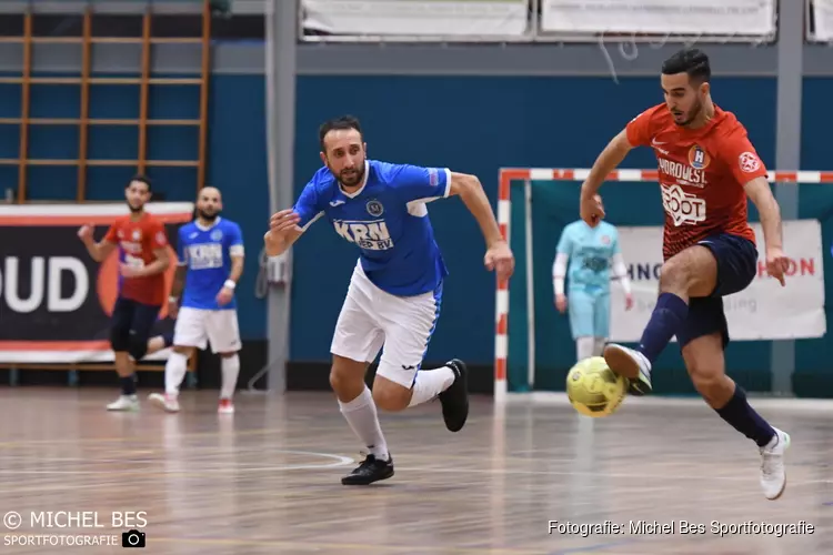 Zaalvoetbalderby nooit een echte wedstrijd. Hovocubo met zevenklapper te sterk voor FC Marlène