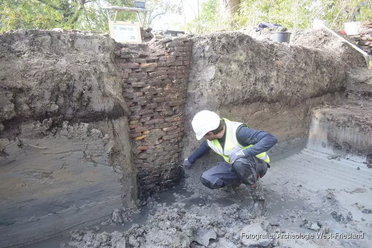 Bijzondere vondsten bij archeologische opgraving in Oosterleek