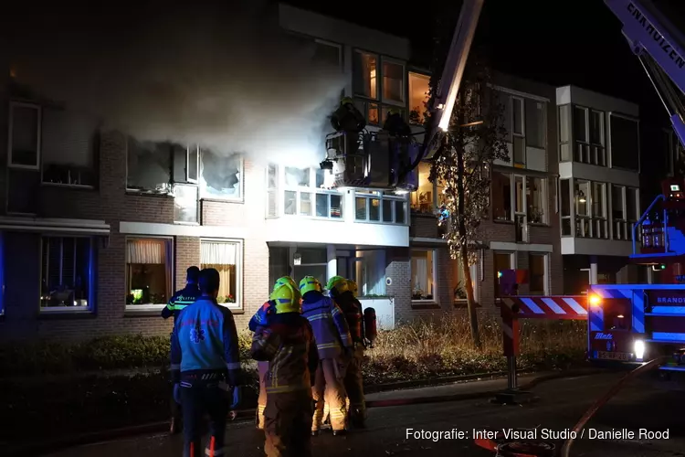 Meerdere woningen ontruimd na brand in appartement Enkhuizen