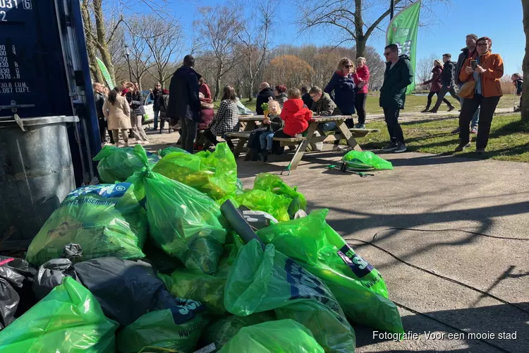 CleanUp Hoorn organiseert Blikjesbingo