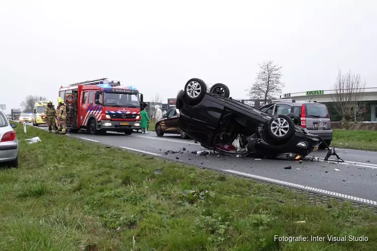 Ernstig ongeval met vijf auto&#39;s op N307