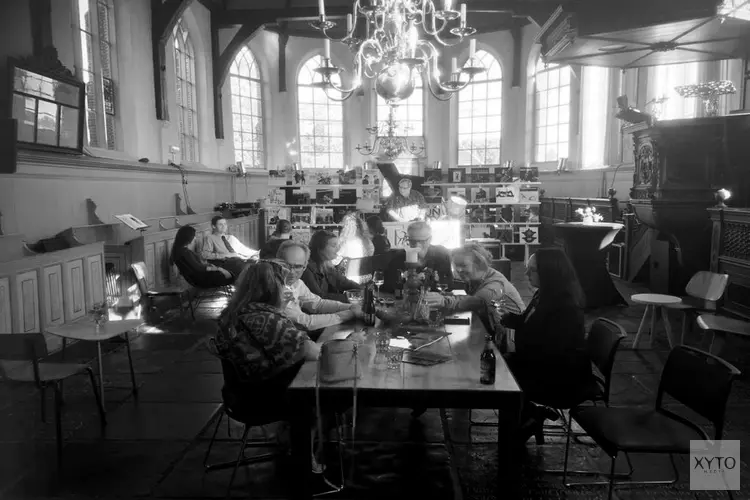 Theaterkerk Hemels presenteert: Het laatste Theatercafé voor de zomerstop