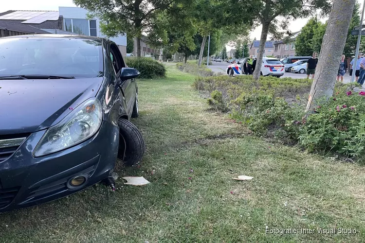 Roekeloze automobiliste vlucht na ongeluk en wordt aangehouden