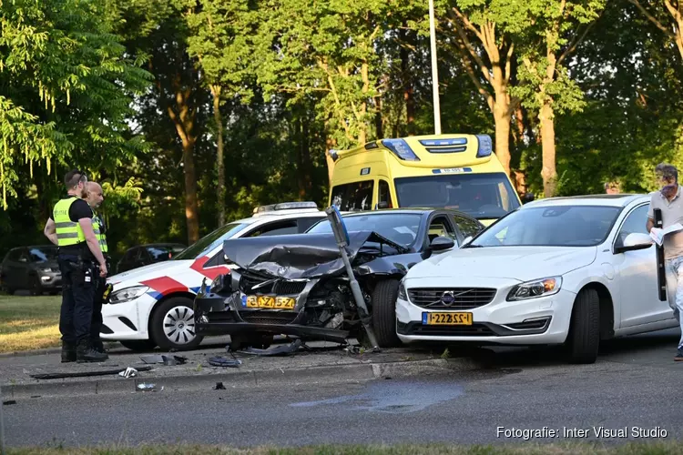 Veel schade bij ongeval in Blokker