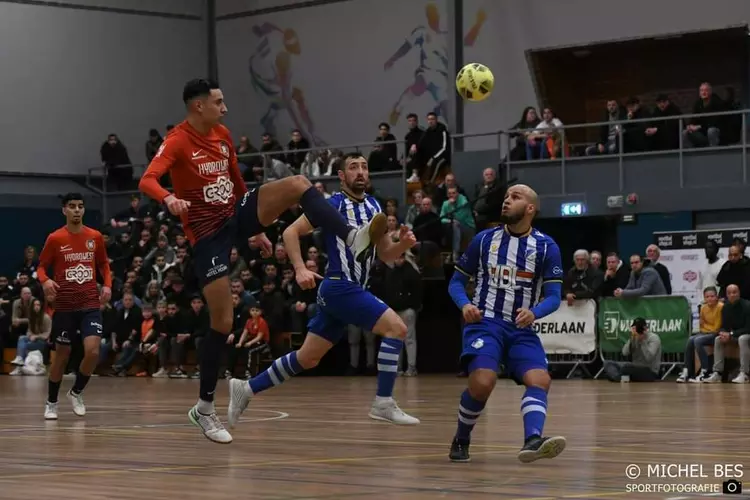 Hovocubo en FC Eindhoven beginnen dinsdag alsnog aan finale om landstitel