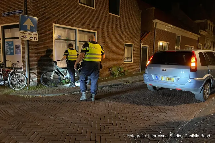 Fietsster aangereden in oude centrum van Hoorn