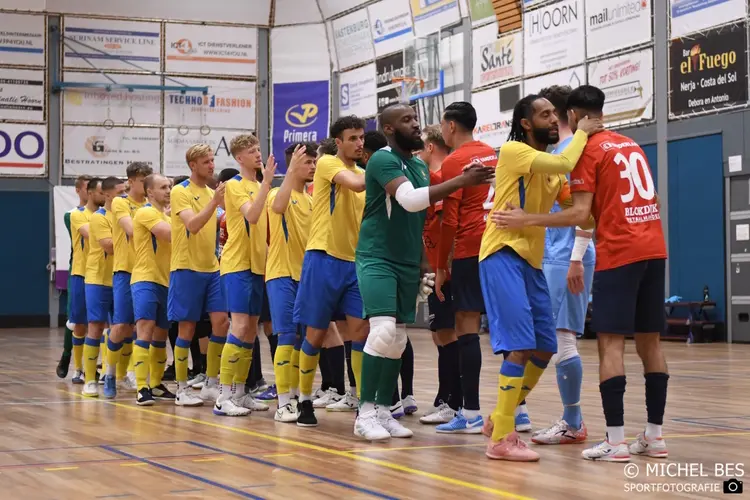 HV Veerhuys en Hovocubo bundelen krachten voor een sterkere toekomst in het Westfriese Zaalvoetbal