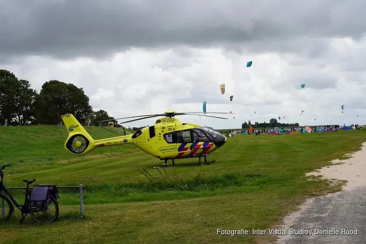 Kitesurfer gewond in Schellinkhout