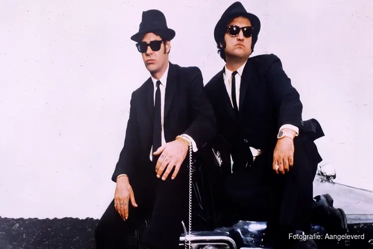 Theaterkerk Hemels rolt het witte doek uit voor The Blues Brothers