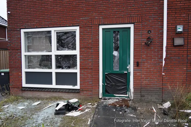 Politie zoekt getuigen van explosie in Zwaagdijk-Oost