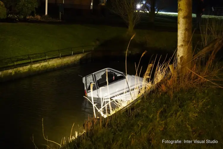 Canta te water in Nibbixwoud: slachtoffer met spoed naar ziekenhuis